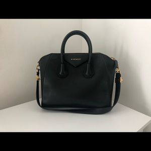Givenchy Medium Antigona
